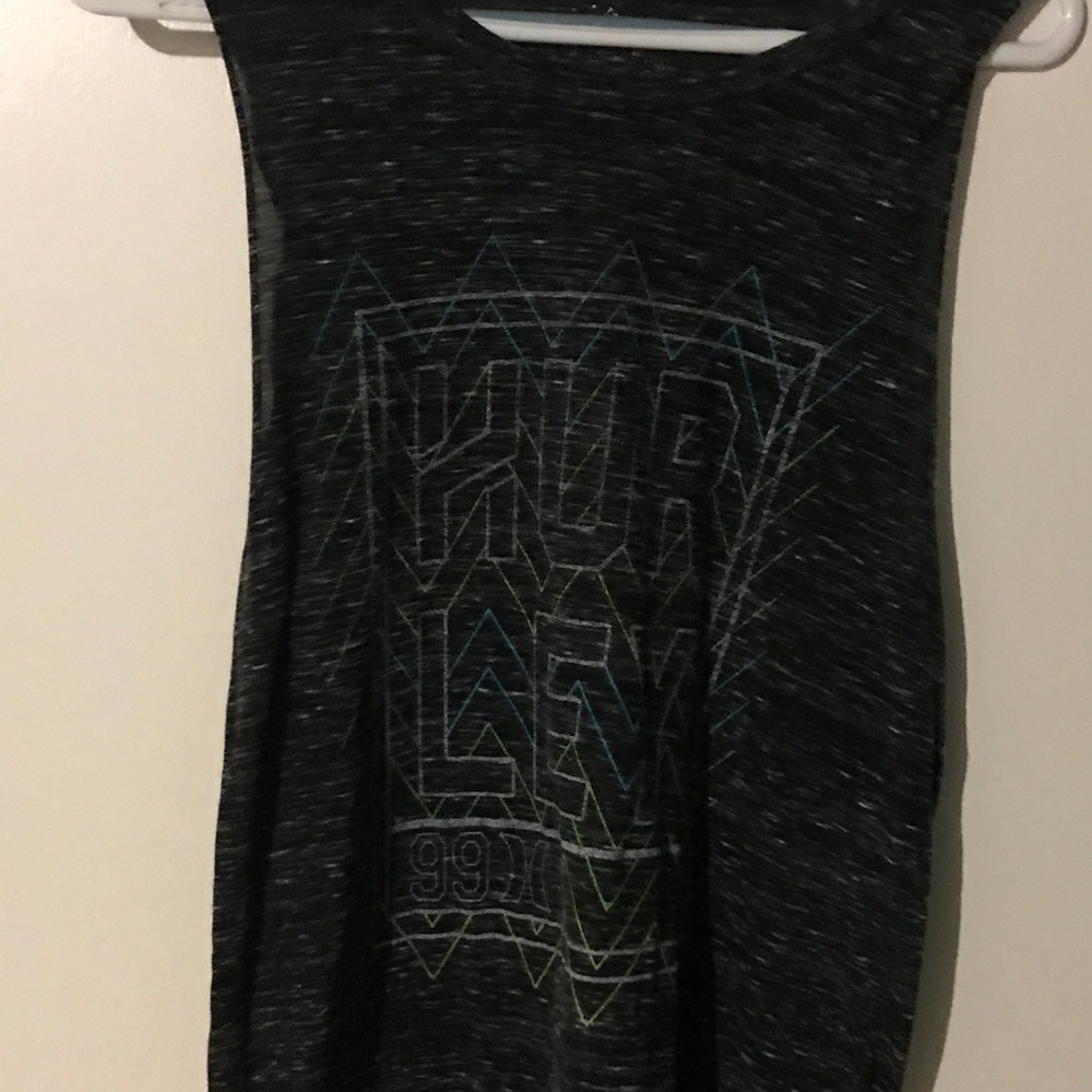 Billabong muscle tee